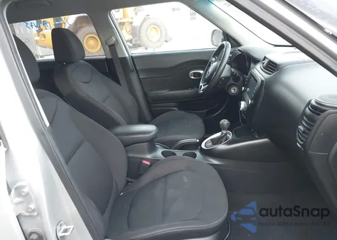 2018 Kia Soul z USA, uszkodzony, nr VIN KNDJN2A22J7544347